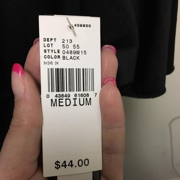 Black Mid-arm Rhinestone Ruched Shirt - Picture 3 of 5